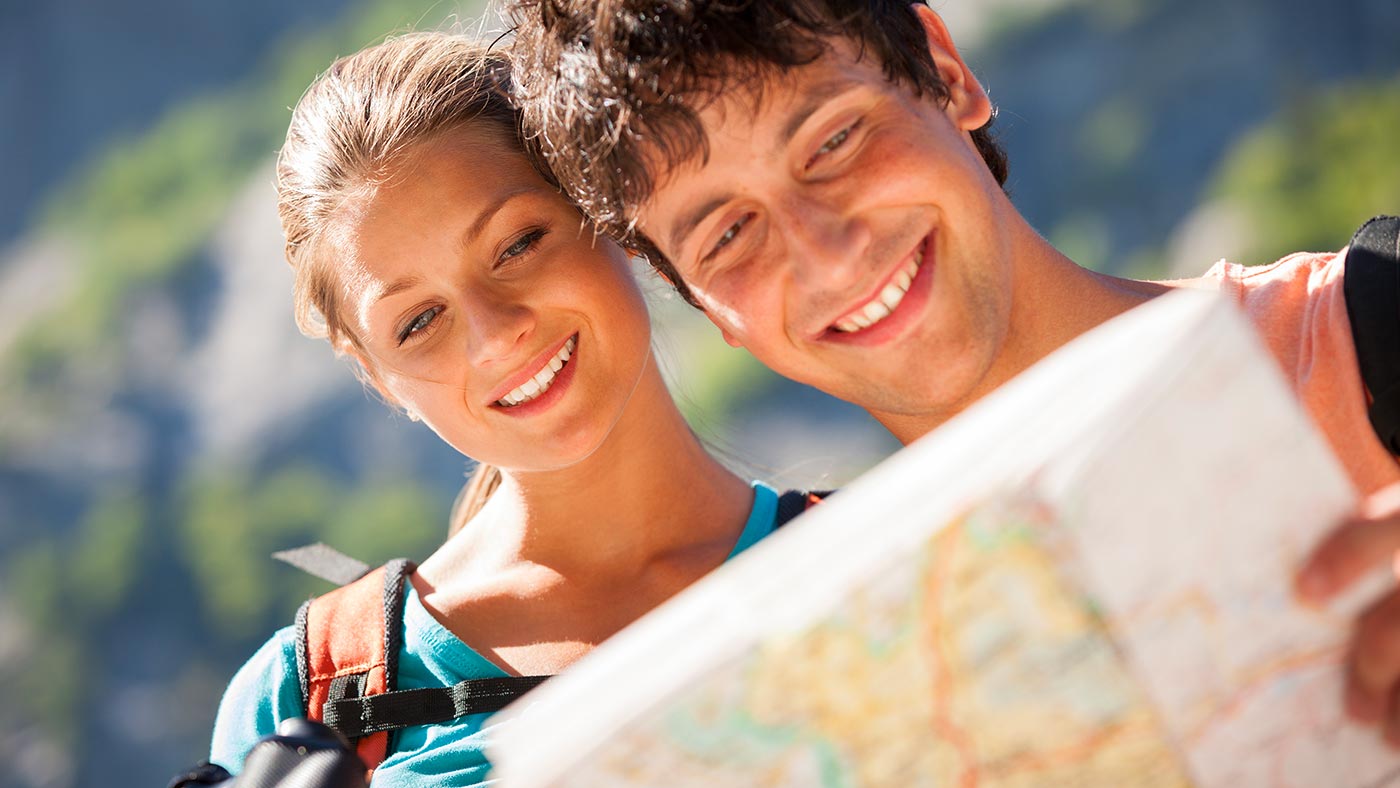 A couple during the summer in Selva Val Gardena